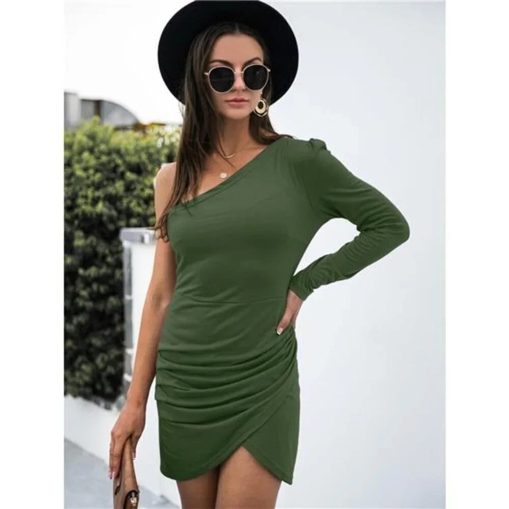 One Shoulder Ruched Bodycon Dress - Picture 9 of 12
